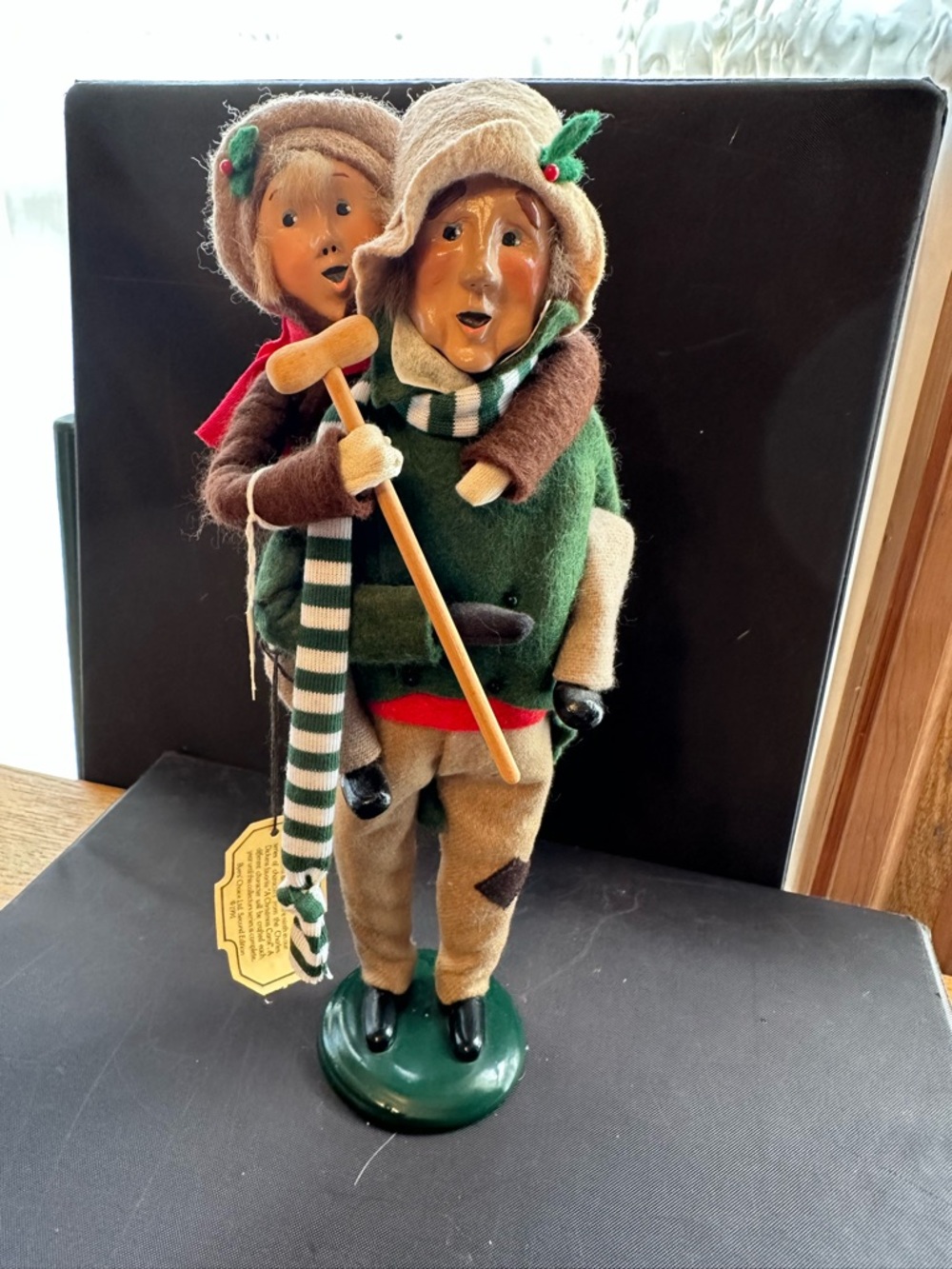 Festive Carolers Couple Figurine in Green and Brown